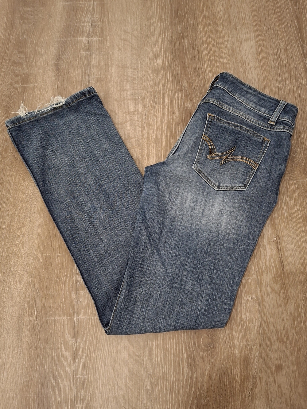 Wrangler Bootcut Jeans Women's 5x32 Medium Blue Frayed Hem *610*